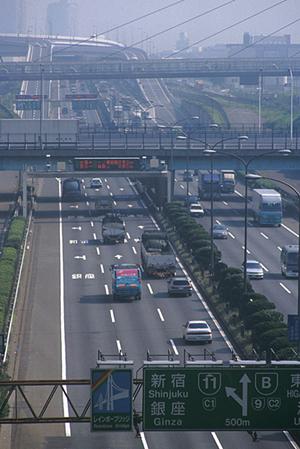 九州最大級の在庫を誇る軽自動車専門店『ケイカフェ久留米店』：豊富な品揃えと充実の店舗設備で安心車選びをサポート