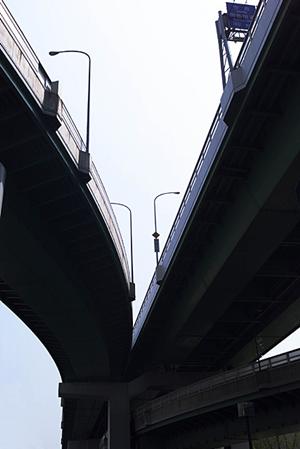 【車買取・車査定の専門店】ティーバイティーガレージ｜全国無料出張査定と高価買取のポイント